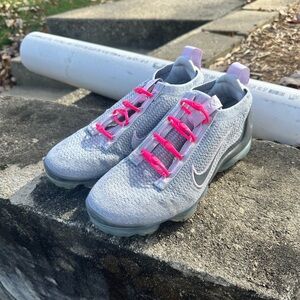 NIKE AIR VAPORMAX 2021 FK FLYKNIT PLATINUM-PINK SZ 5.5Y-WOMENS SZ 7 DB1550-004